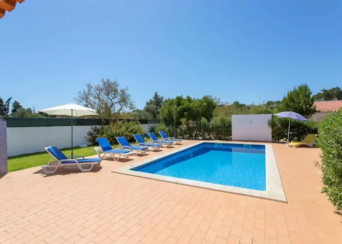Casa Silver, Gale - Sleeps 9 Close To Amenities And Beach! *